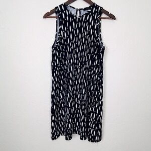 Trina Turk Dress Size M‎ Navy Blue White Abstract Print Sleeveless Sheath Knee